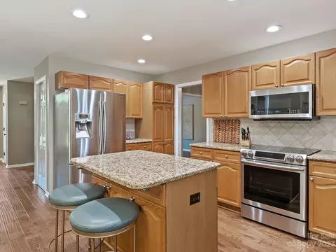 622 Laurel Fork Dr, Matthews, NC 28105 photo 16