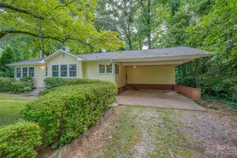 117 Whitney Ave, Tryon, NC 28782