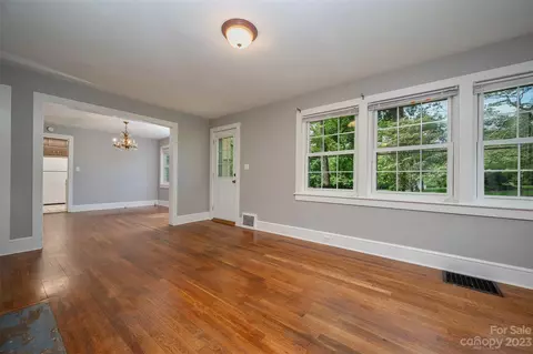 117 Whitney Ave, Tryon, NC 28782 photo 8
