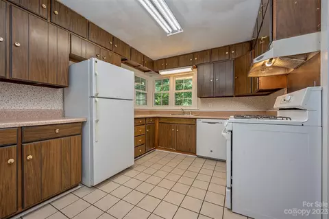 117 Whitney Ave, Tryon, NC 28782 photo 14
