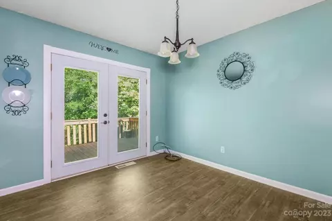 565 Circle Dr, Hudson, NC 28638 photo 17