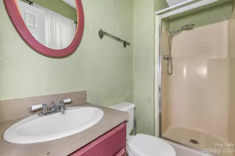 565 Circle Dr, Hudson, NC 28638 photo 19