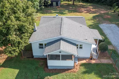 761 Memorial Hwy, Harmony, NC 28634