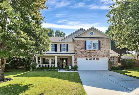 112 Kendrick Farm Dr, Mount Holly, NC 28120