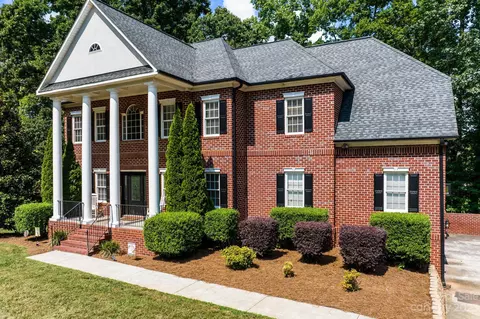 222 Lytham Ln, Stanley, NC 28164