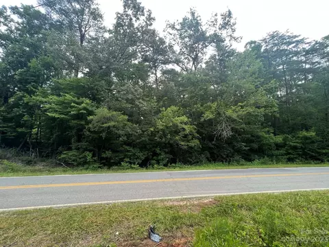 999 Silver Creek Rd, Mill Spring, NC 28756 photo 3