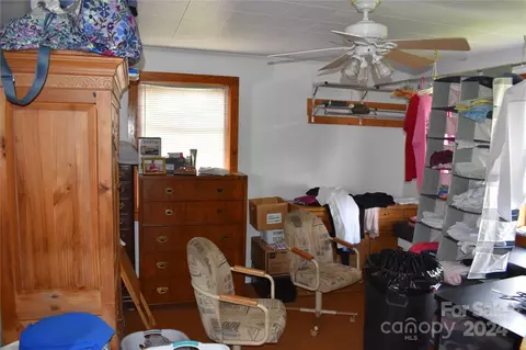 1164 Mudcut Loop, Marion, NC 28752 photo 12