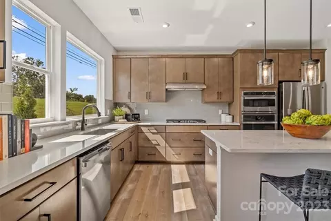 5461 Comiskey Aly, Kannapolis, NC 28081 photo 4