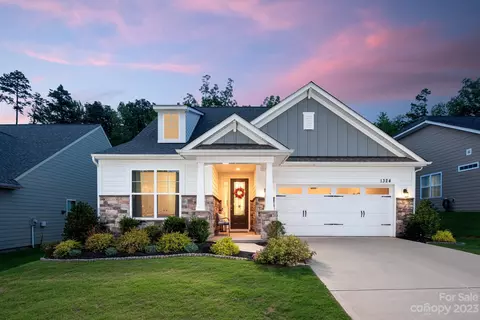 1324 Vintage Walk Dr, Indian Trail, NC 28079