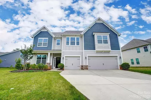 7296 Albemarle Dr, Denver, NC 28037