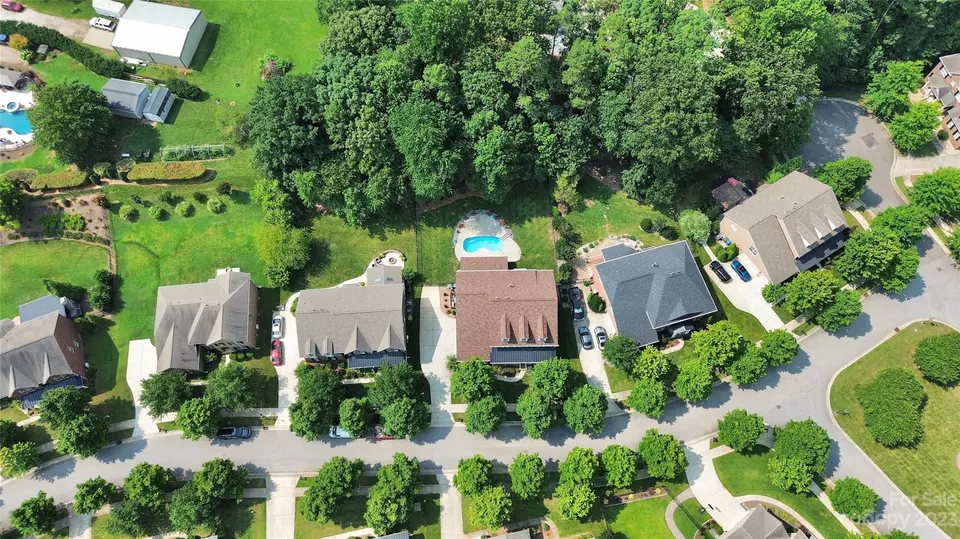  155 Northbridge Dr, Mooresville, NC 28115 photo 7