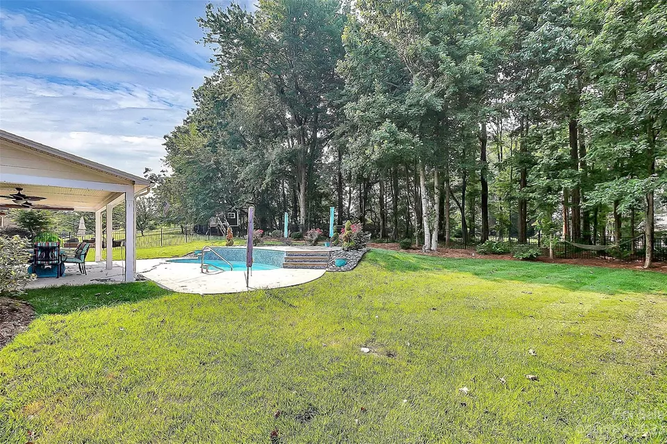  155 Northbridge Dr, Mooresville, NC 28115 photo 12