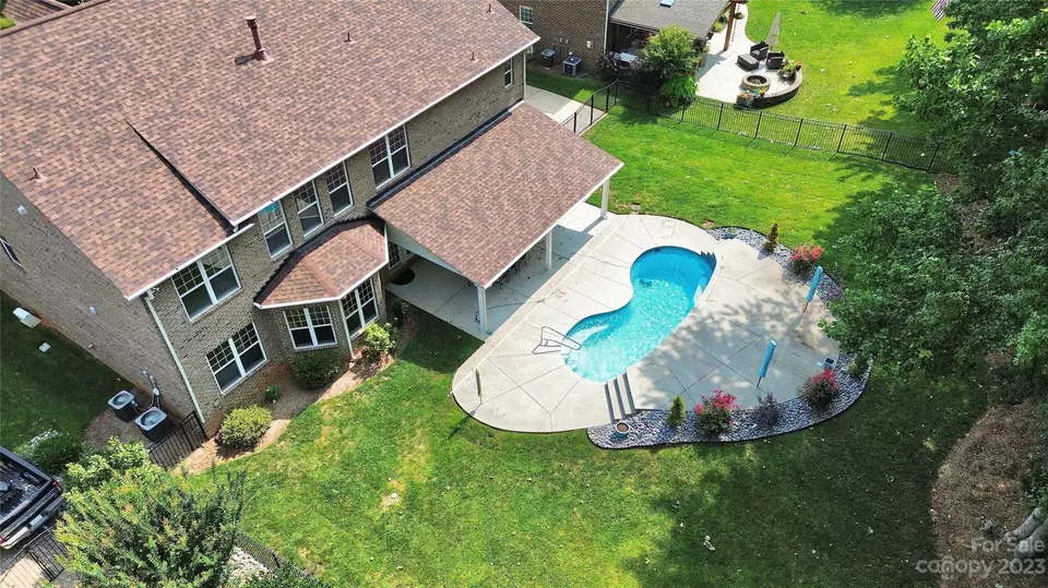  155 Northbridge Dr, Mooresville, NC 28115 photo 5