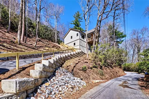 272 Holt 2a3a Cir #2A/3A, Highlands, NC 28741