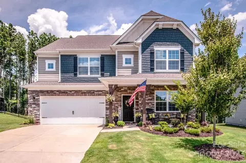 131 Rooster Tail Ln, Troutman, NC 28166