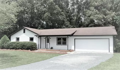 4340 Deerfield Dr, Monroe, NC 28112
