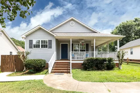 123 Webbs Mill Dr, Fort Mill, SC 29715