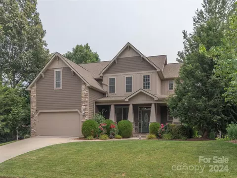 Exterior - 61 Ledgestone Dr, Fairview, NC 28730 photo 11 of 12