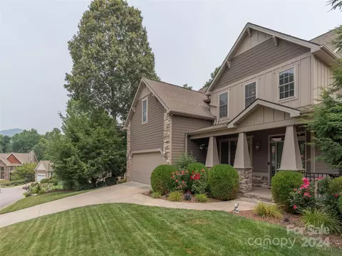 Exterior - 61 Ledgestone Dr, Fairview, NC 28730 photo 3 of 12