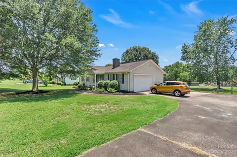 732 Skinner Rd, Shelby, NC 28152