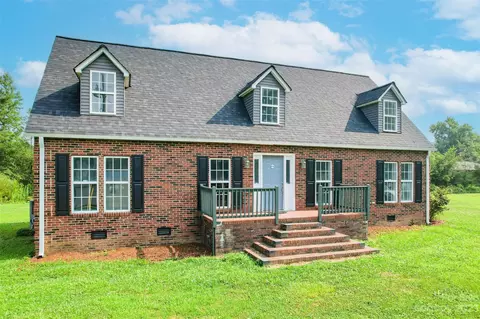 218 Ebenezer Rd, Kings Mountain, NC 28086