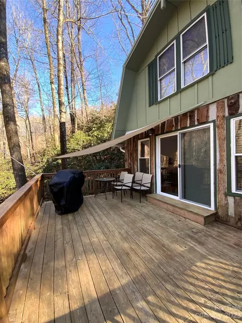 281 Spring Water Dr, Brevard, NC 28712 photo 6