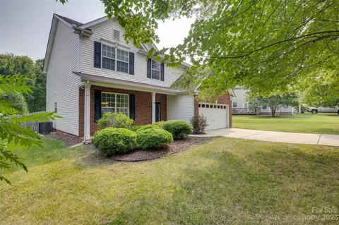 506 Gillcreek Ct, Clover, SC 29710