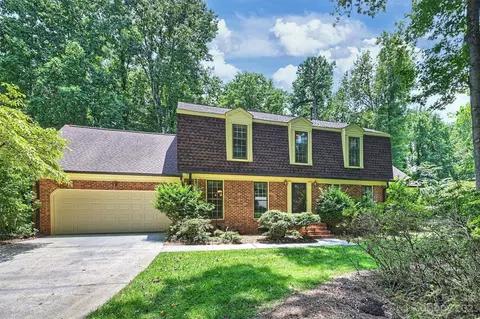 9116 Deerpark Ln, Charlotte, NC 28277