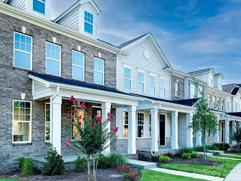 326 Cramerton Mills 09 Pkwy #09, Cramerton, NC 28032