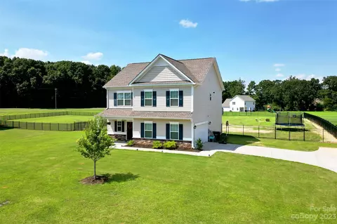 4429 River Rd, Stanfield, NC 28163