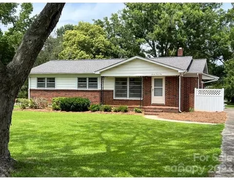 749 Denning Pl, Charlotte, NC 28227