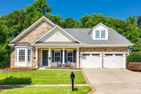 675 Quicksilver Trl, Fort Mill, SC 29708