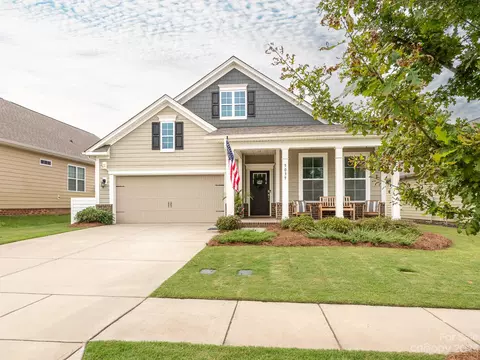 5039 Lydney Cir, Waxhaw, NC 28173