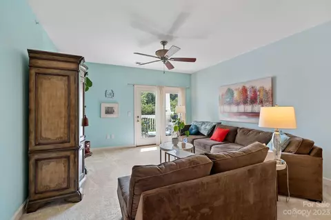17249 Doe Valley Ct, Cornelius, NC 28031 photo 11
