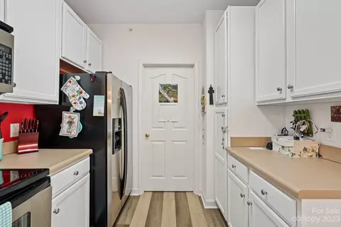 17249 Doe Valley Ct, Cornelius, NC 28031 photo 9