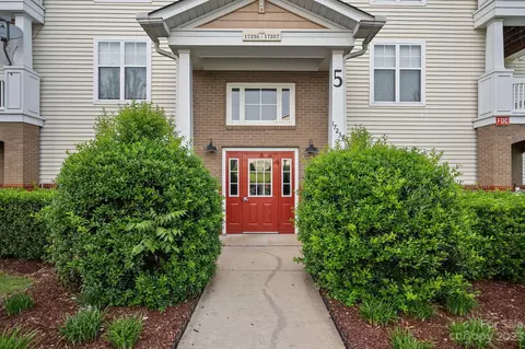 17249 Doe Valley Ct, Cornelius, NC 28031 photo 2