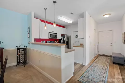 17249 Doe Valley Ct, Cornelius, NC 28031 photo 7
