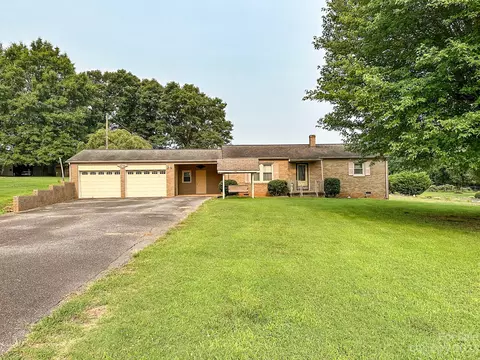 5 North Wallace Lane #68-71, 1/2 OF 67, Hiddenite, NC 28636