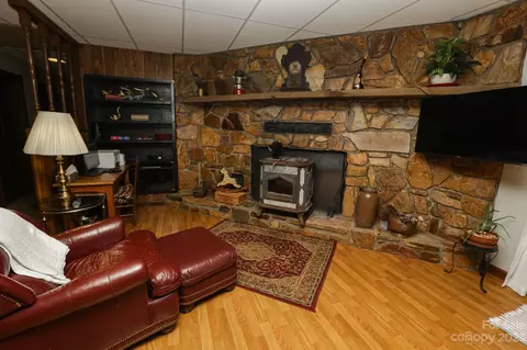 3973 Nc Hwy 16 Hwy, Taylorsville, NC 28681