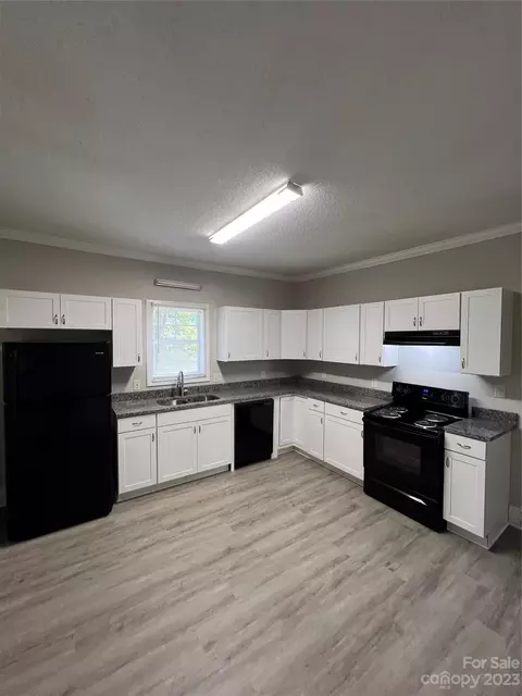 207 Flowe Ave, Kannapolis, NC 28083 photo 6