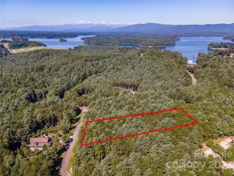 4827 Stream Side Ln #11, Morganton, NC 28655