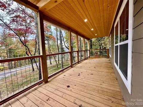 152 Cascade Ridge Rd, Fairview, NC 28730 photo 3