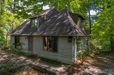 381 Wilderness Rd, Tryon, NC 28782
