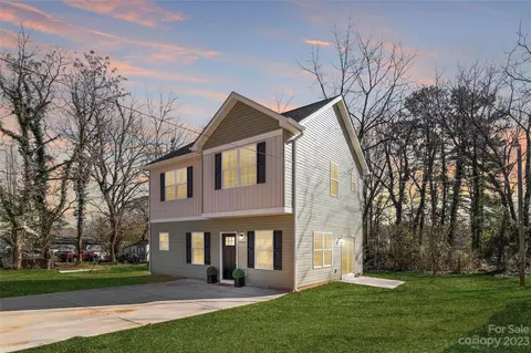 3126 Amay James Ave, Charlotte, NC 28208