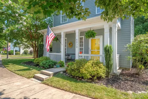 6830 Dunton St, Huntersville, NC 28078