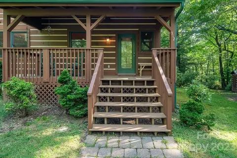 312 Blueberry Ln, Boone, NC 28607 photo 6