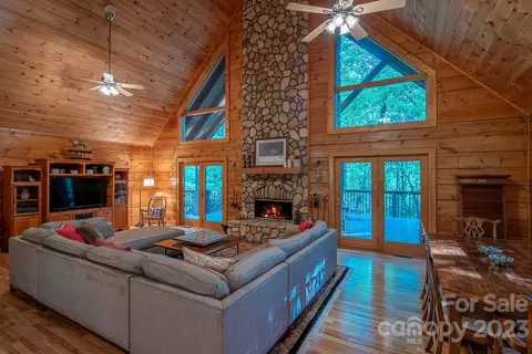 312 Blueberry Ln, Boone, NC 28607 photo 8