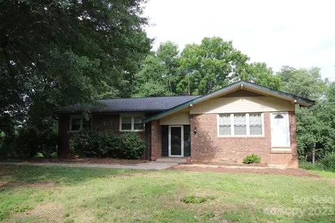 422 Bostic Sunshine Hwy, Bostic, NC 28018