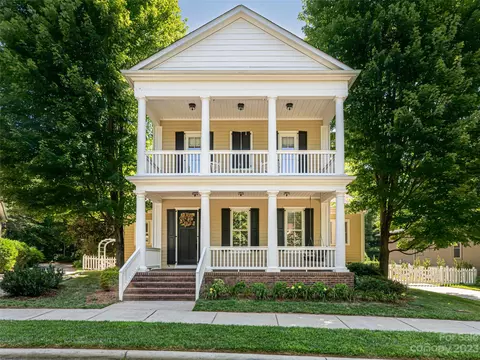14 Dayflower Dr, Asheville, NC 28803
