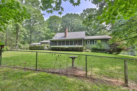 190 S Hemlock Ln, State Road, NC 28676